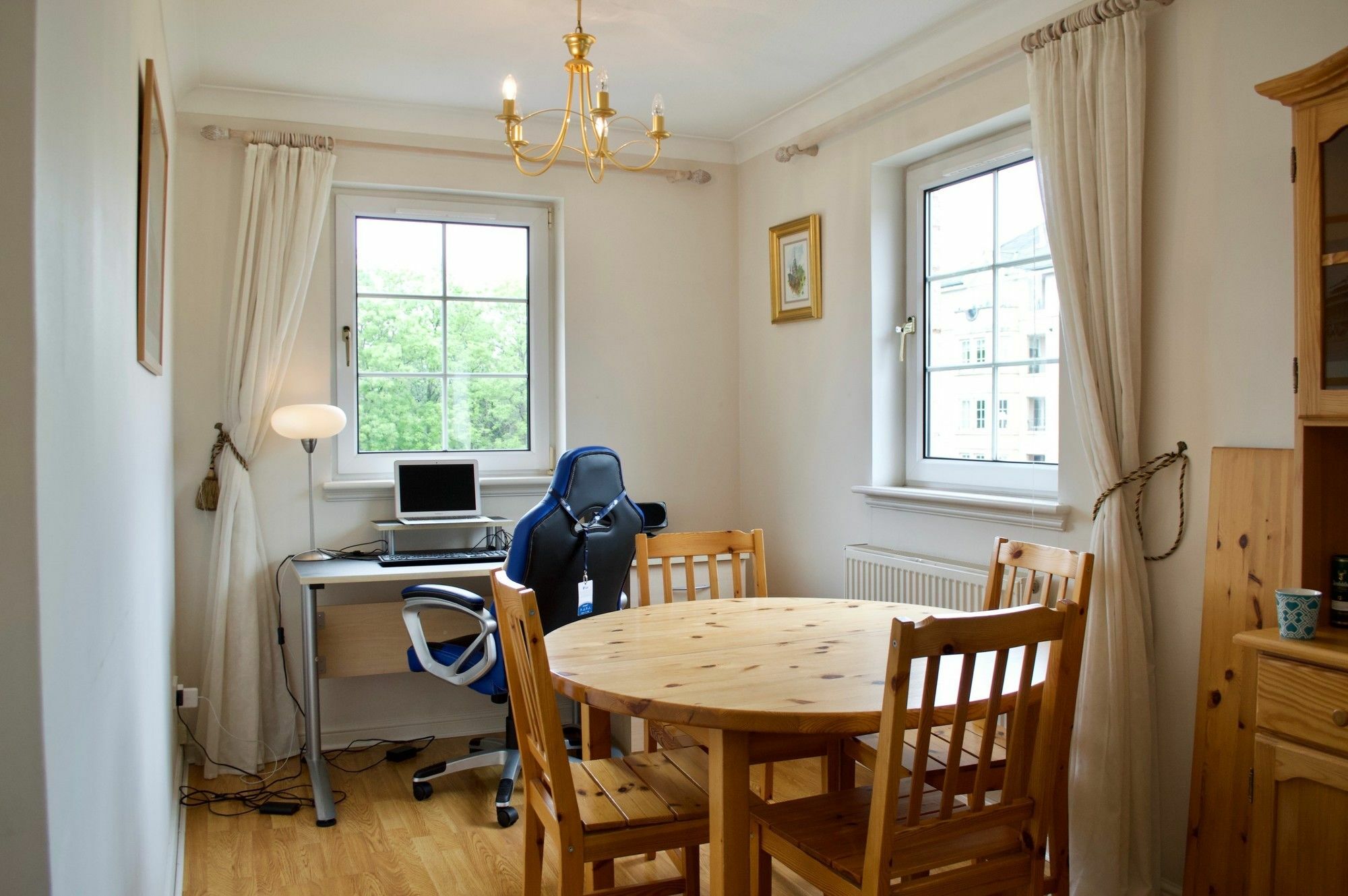 Bright 1 Bedroom Apartment In Edinburgh Bagian luar foto